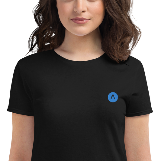 Aave (AAVE) - Women's short sleeve t-shirt